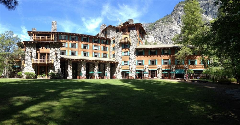 Ahwahnee Hotel, Haunted Hotel in Yosemite Village