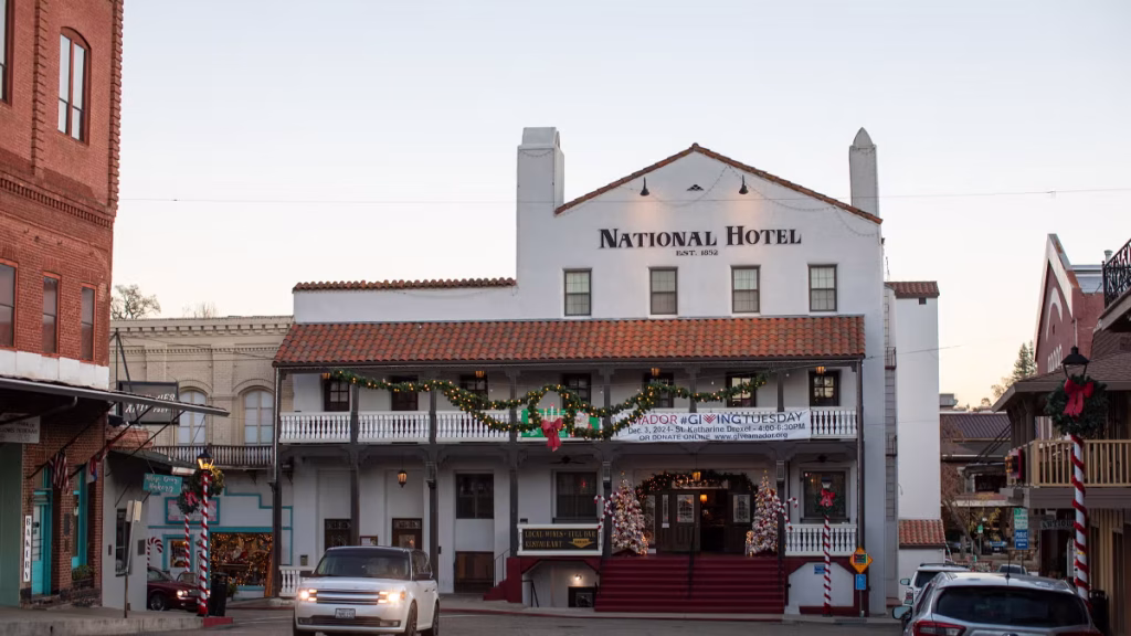The National Hotel, Haunted Hotel in Jackson