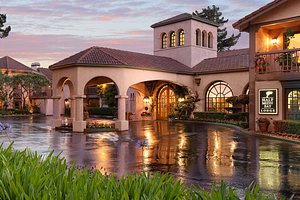 Zaballa House, Haunted Hotel in Half Moon Bay